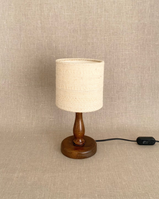 TABLE LAMP WITH WOOD BASE